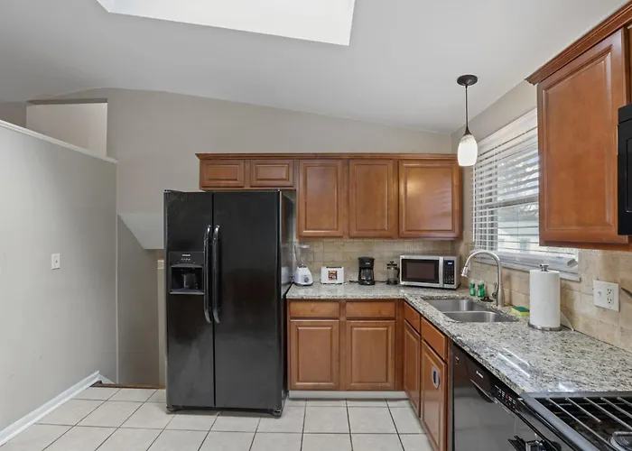 Housepitality - The Woodward Park Charmer - 4br * Columbus
