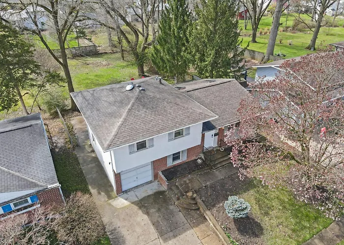 Housepitality - The Woodward Park Charmer - 4br Columbus