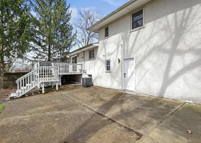 Housepitality - The Woodward Park Charmer - 4br Holiday home *